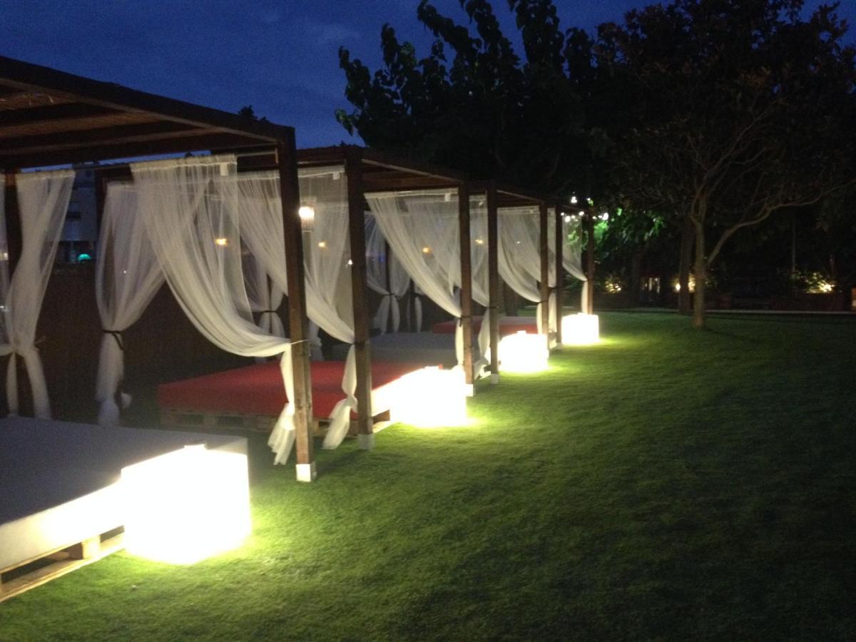 Hostal Solfina Palafolls Exterior photo